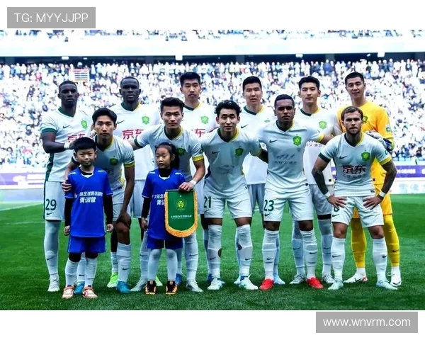 北京国安力争新赛季突破,打造全新战术体系与青年球员培养并重 北京国安力争新赛季突破,打造全新战术体系与青年球员培养并重