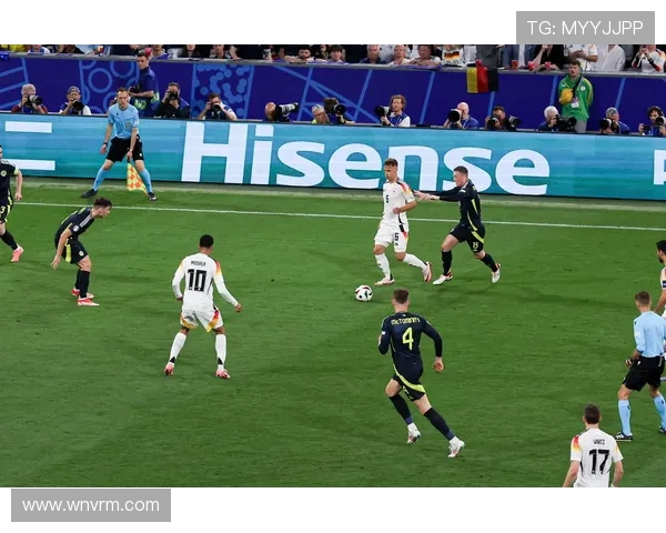 足球世界的荣耀与挑战:从绿茵场到全球视野的竞技与文化融合