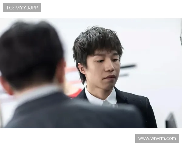 赛后分析：EDG与V5对决中选手个人能力的深度探讨与比较