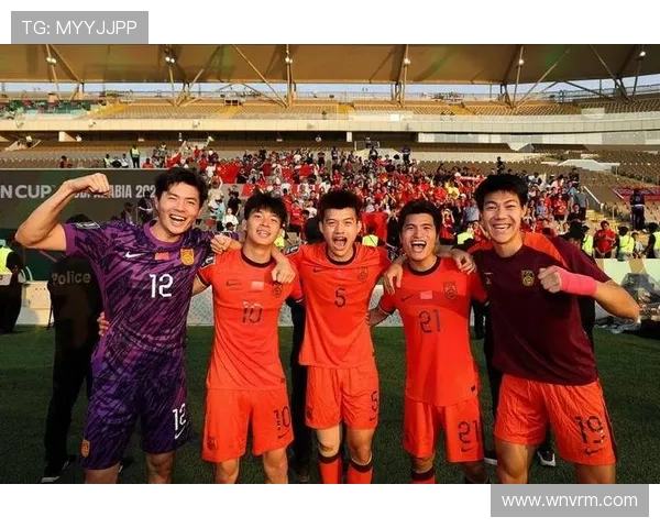 亚足联赛事精彩对决越南队迎战强敌韩国队展现足球魅力与激情 亚足联赛事精彩对决越南队迎战强敌韩国队展现足球魅力与激情